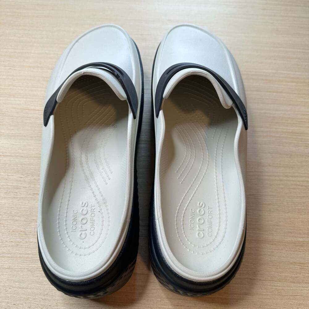 RARE Iconic confort Crocs Stomp Loafer in Linen/Black size 12 - Picture 3 of 7